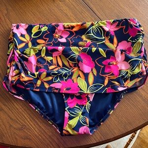 Lands’ End high-waisted bikini bottom 14W